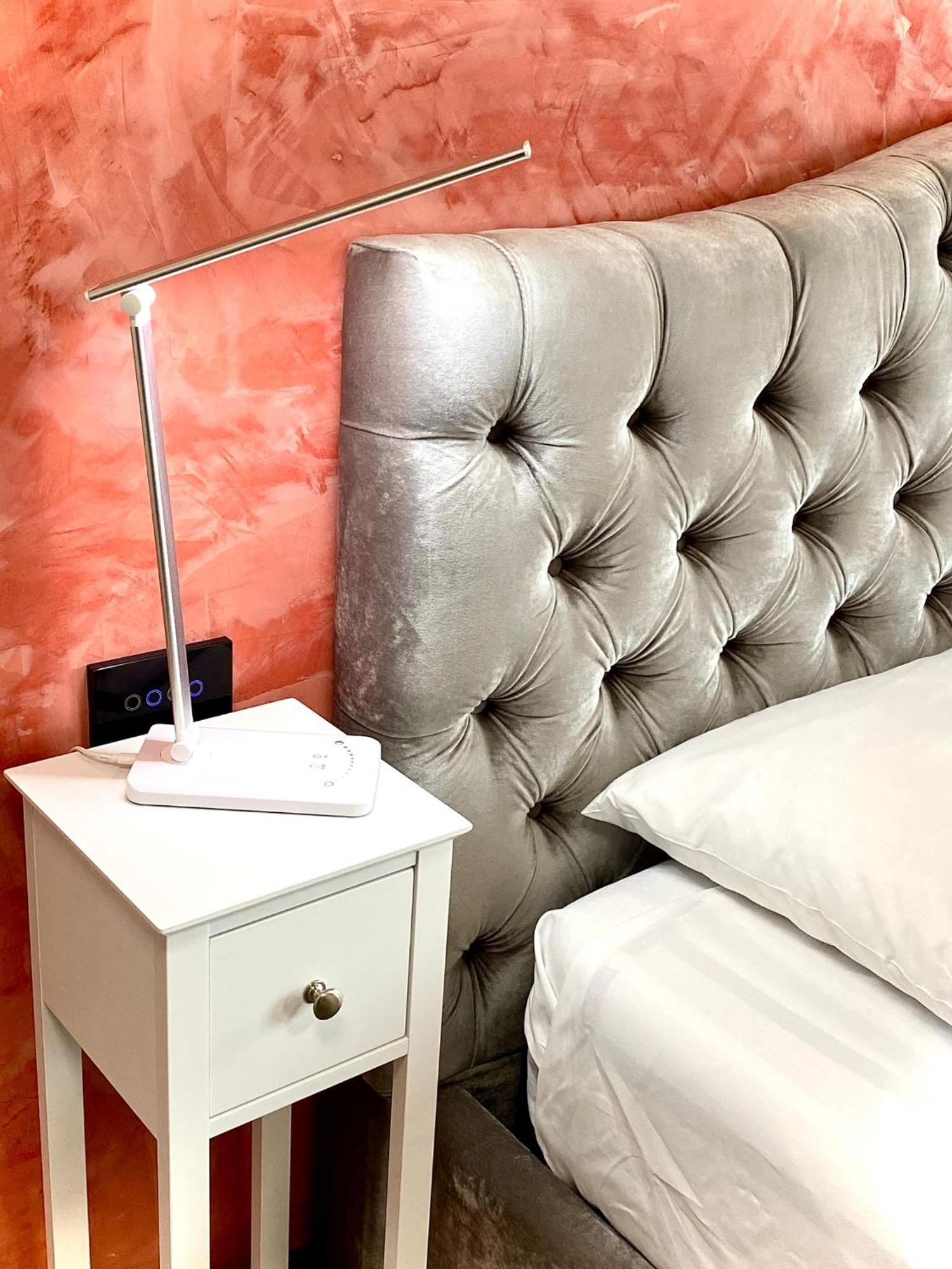 Hotel Tech Брембате Экстерьер фото